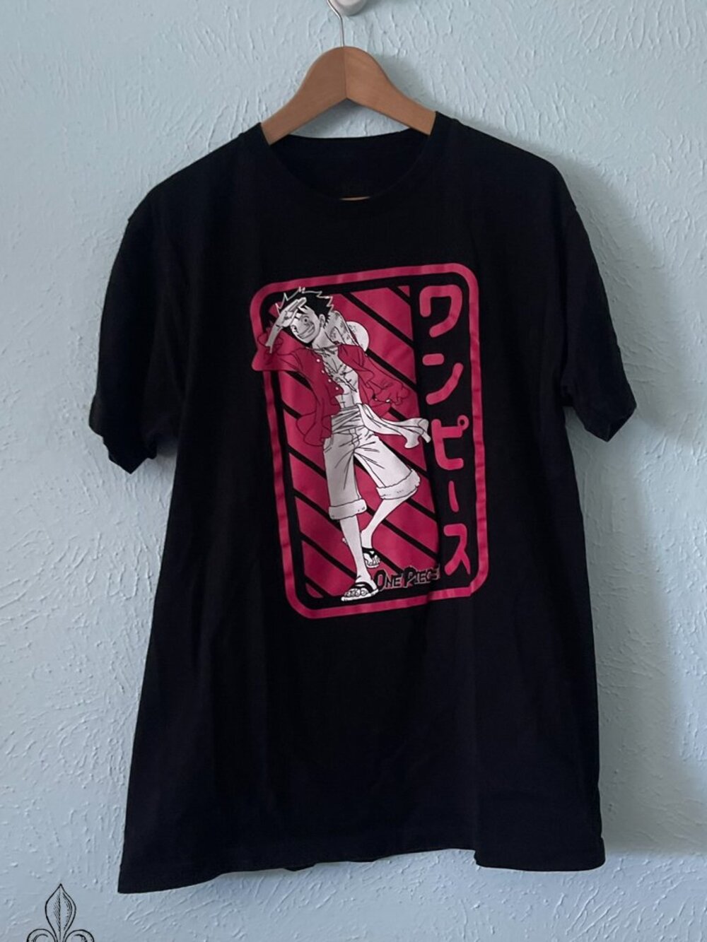 🌹One Piece Graphic Tee🌹